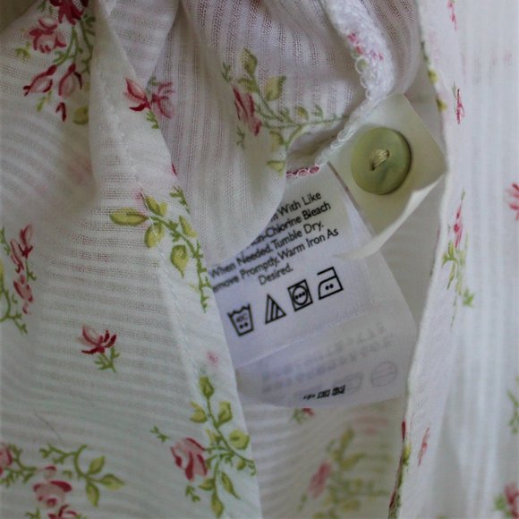 Eddie Bauer white floral button-up blouse - Picture 3 of 6